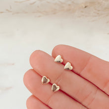 Load image into Gallery viewer, Mini Hearts Studs
