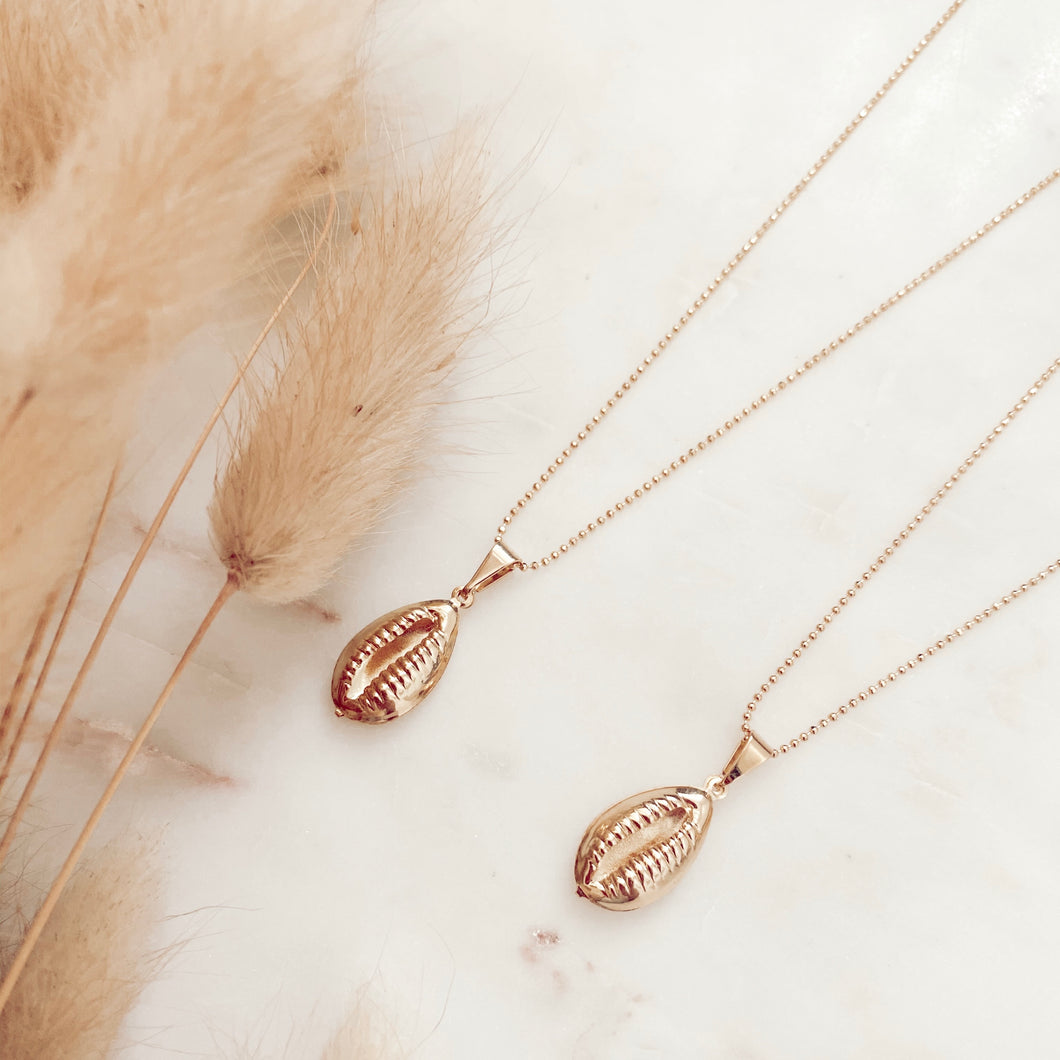 Golden Shell Necklace